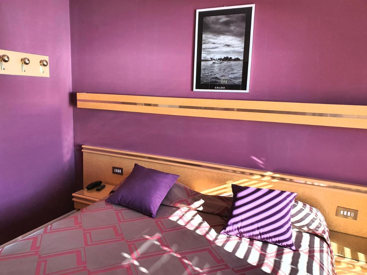 גראדו Hotel Antares מראה חיצוני תמונה