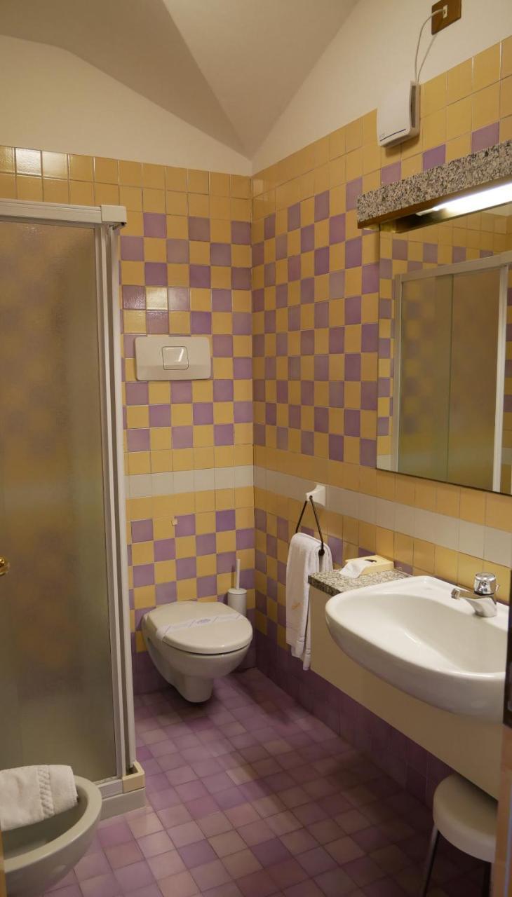 גראדו Hotel Antares מראה חיצוני תמונה